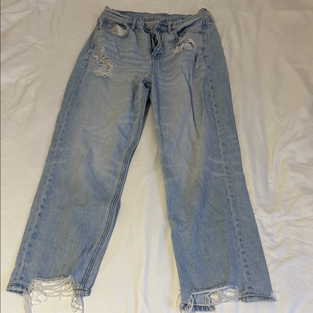 AE Distressed Light Blue Women's Jeans